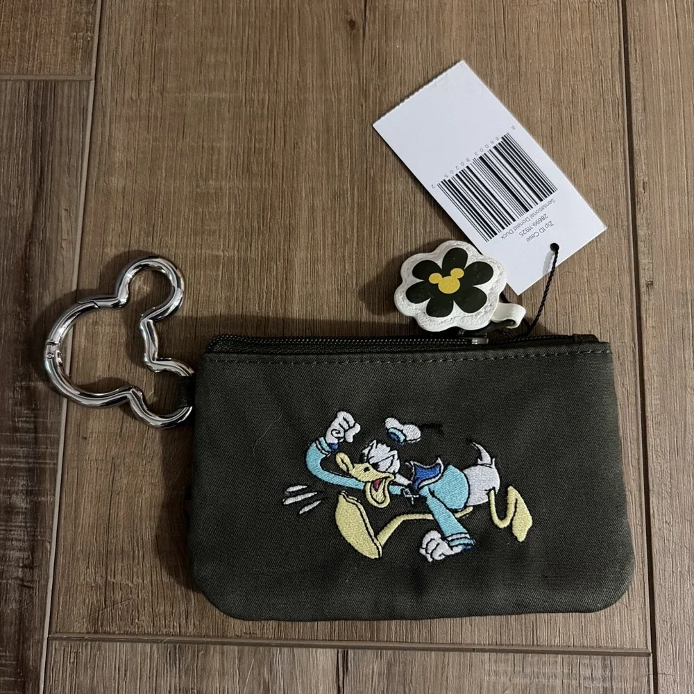 Disney Vera Bradley SENSATIONAL SIX Donald Duck Zip ID Case NEW